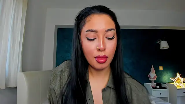 Awesome Jolie online show from March 12, 6:40 am