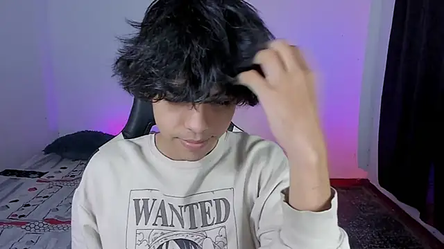 Alan26  online show from November 11, 10:54 pm