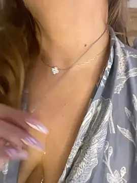 AurorHarris online show from November 17, 12:11 pm