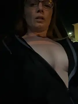 yanks28xh online show from February 28, 1:39 am