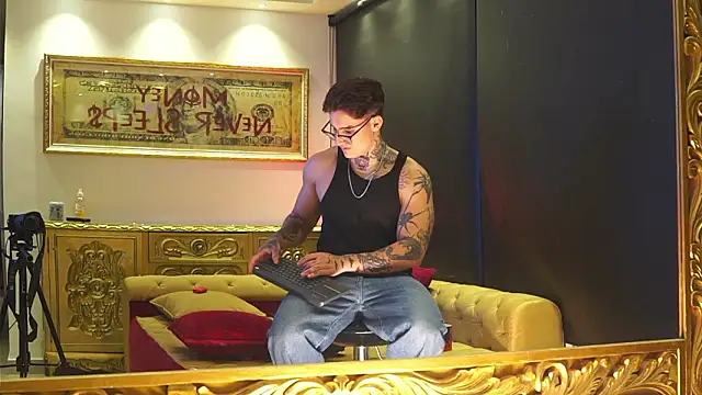 dantecoppolaa  online show from March 21, 1:43 am