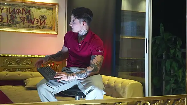 dantecoppolaa  online show from May 20, 12:06 am