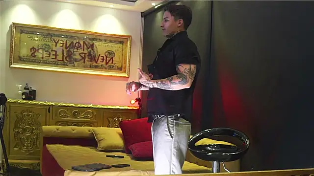 dantecoppolaa  online show from June 6, 2:27 am