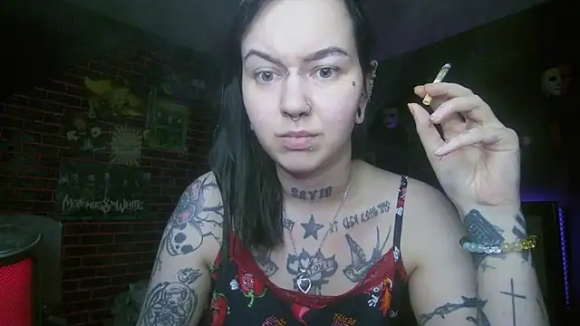 Snapshot of MoorderxDoll chatting on March 2, 10:05 pm MoorderxDoll online show from March 2, 10:05 pm