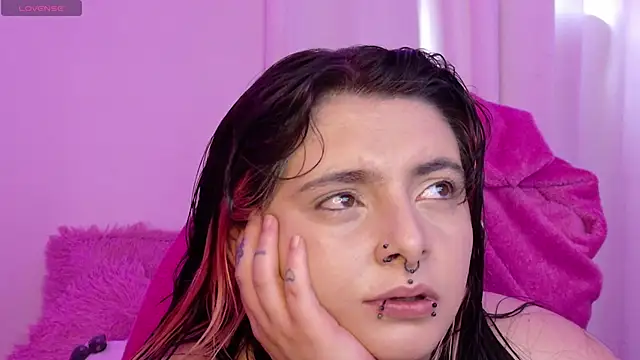 Sachi Meow online show from May 8, 7:08 pm