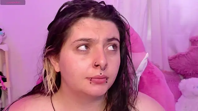 Sachi Meow online show from June 16, 7:05 pm