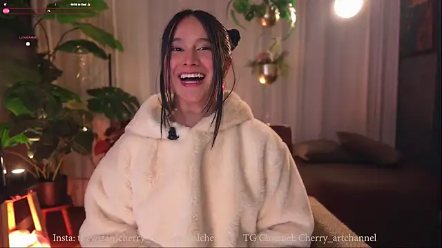 Miss beee online show from November 21, 11:03 pm