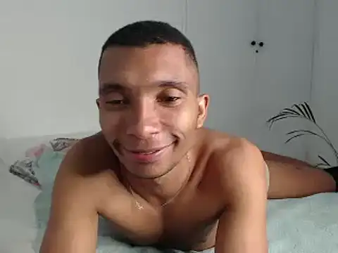 Aaronblack1  online show from February 16, 2:09 am