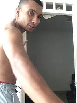 Aaronblack1  online show from March 18, 6:48 pm