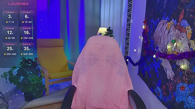 Snapshot of LovelyJessie chatting on December 16, 6:05 pm LovelyJessie online show from December 16, 6:05 pm