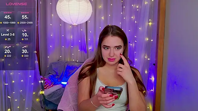 Snapshot of LovelyJessie chatting on December 28, 4:52 pm LovelyJessie online show from December 28, 4:52 pm
