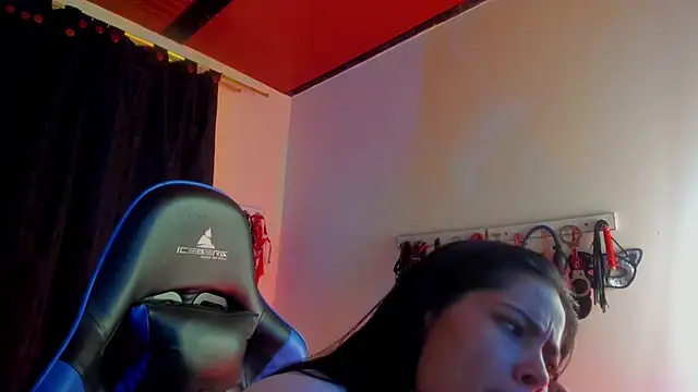 scarlet-kennedy98 online show from October 14, 12:11 am