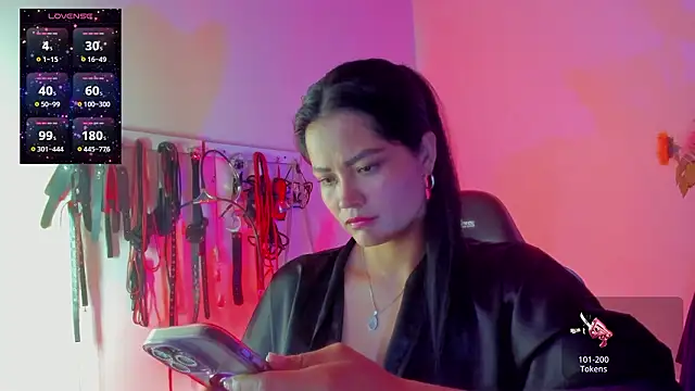 scarlet-kennedy98 online show from March 17, 8:12 pm