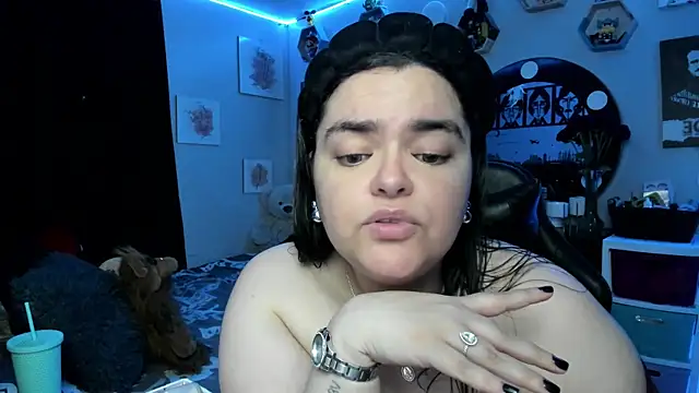 Luise Meyrink online show from October 15, 2:55 am