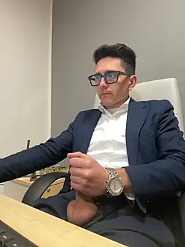 Snapshot of masterboss_ chatting on January 27, 1:09 pm masterboss online show from January 27, 1:09 pm