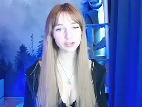 LuciaYoung online show from January 8, 10:26 am