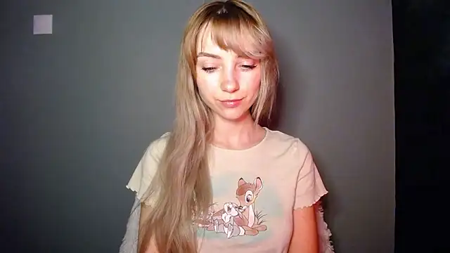 LuciaYoung online show from January 17, 8:23 pm