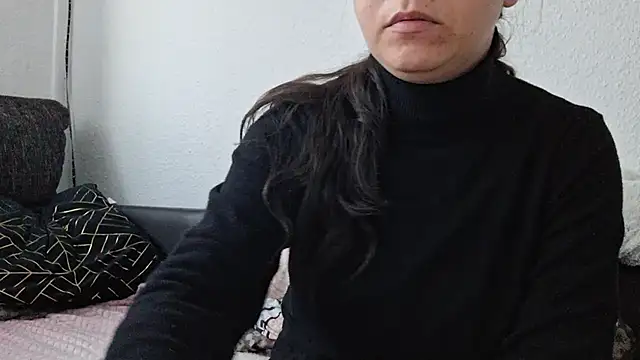 Cyndee Winter online show from December 20, 1:43 pm