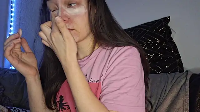 Cyndee Winter online show from December 26, 2:37 pm