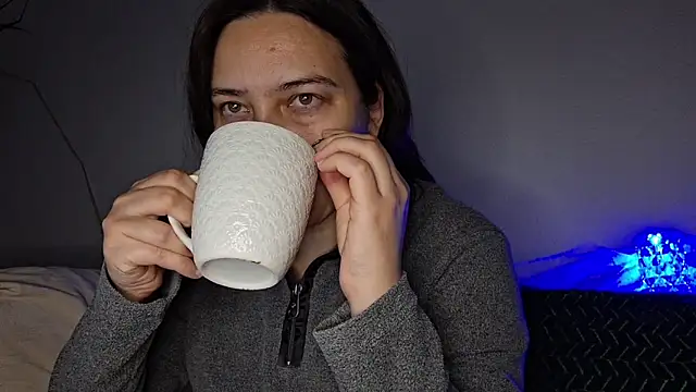 Cyndee Winter online show from October 6, 4:48 pm