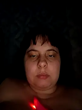 Snapshot of diamond190896 chatting on February 20, 4:14 pm diamond190896 online show from February 20, 4:14 pm