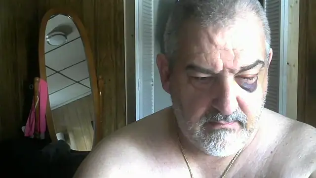 Snapshot of fire193 chatting on December 15, 4:00 pm fire193 online show from December 15, 4:00 pm