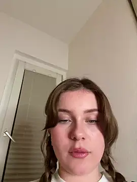 MaribelRiver online show from January 1, 7:21 pm