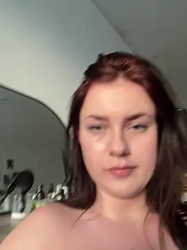 MaribelRiver online show from April 29, 5:30 pm
