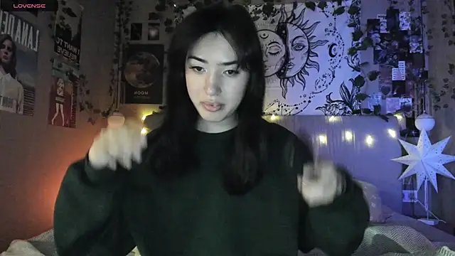 Snapshot of Anisawithlove chatting on February 10, 9:47 pm Anisawithlove online show from February 10, 9:47 pm