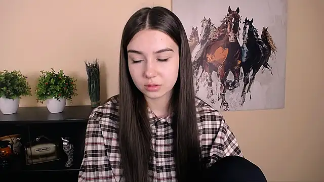 Lili magic online show from March 27, 9:32 am