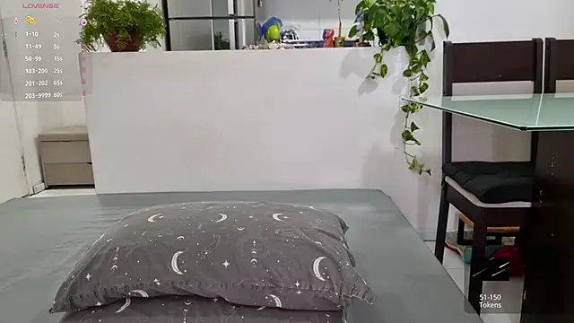 Snapshot of melissajhonny1 chatting on March 19, 9:48 pm melissajhonny1 online show from March 19, 9:48 pm