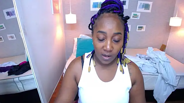 kiara evanss online show from January 7, 2:41 pm