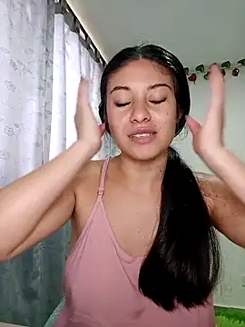 Snapshot of tara20_ chatting on March 3, 7:06 pm tara20 online show from March 3, 7:06 pm