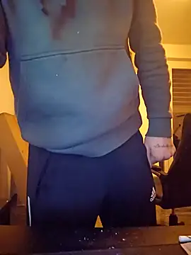 Snapshot of Daddyslegacy chatting on January 22, 10:37 pm Daddyslegacy online show from January 22, 10:37 pm