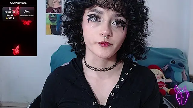 kitty22  online show from September 27, 1:38 pm