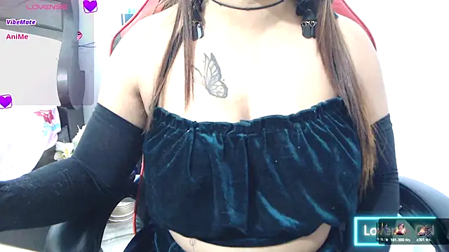 Snapshot of _Aahana_ chatting on December 4, 3:10 pm Aahana online show from December 4, 3:10 pm