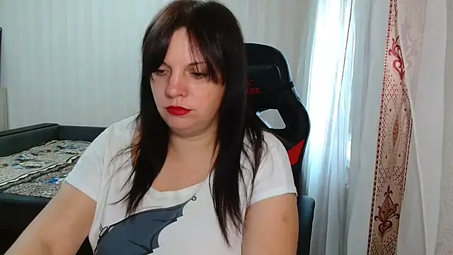 Jane Luste online show from April 12, 9:36 am