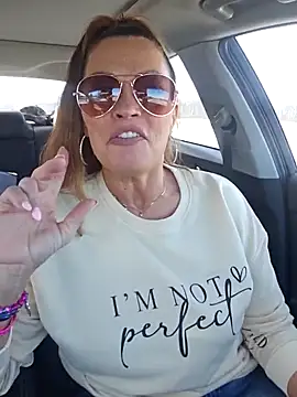 Snapshot of Erotic_and_Exotic chatting on February 18, 4:16 pm Erotic and Exotic online show from February 18, 4:16 pm