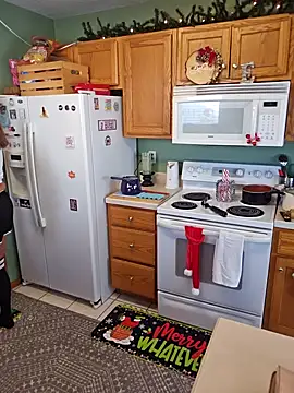 Snapshot of Erotic_and_Exotic chatting on December 16, 6:35 pm Erotic and Exotic online show from December 16, 6:35 pm