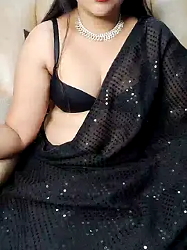 Traditional Housewife  online show from January 29, 11:14 pm