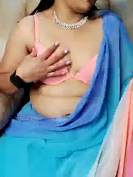 Traditional Housewife  online show from January 31, 2:39 pm