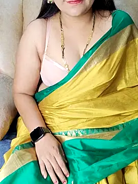 Traditional Housewife  online show from March 11, 1:59 am
