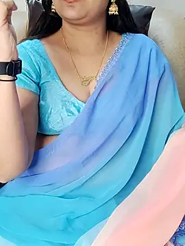 Traditional Housewife  online show from September 12, 12:49 pm
