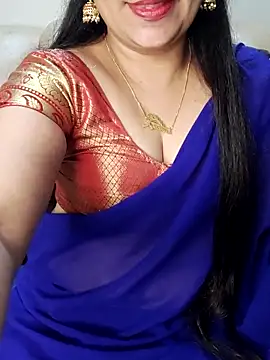 Traditional Housewife  online show from September 14, 2:49 pm