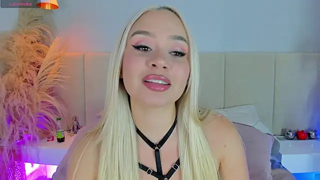 sofia pamela online show from September 24, 7:17 pm