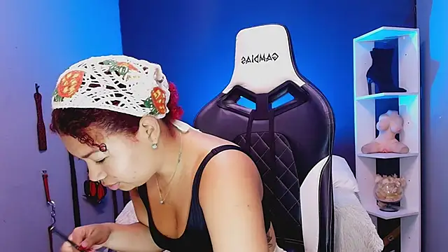 JadaRoberts online show from December 15, 12:20 pm