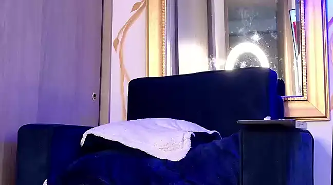 Snapshot of enzo_herrera01 chatting on March 21, 1:45 pm enzo herrera01 online show from March 21, 1:45 pm