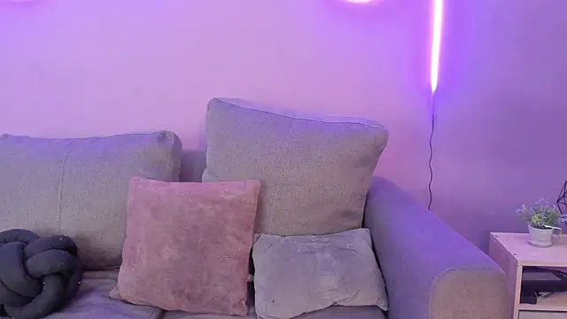 Snapshot of lanna_bx chatting on September 25, 7:28 pm lanna bx online show from September 25, 7:28 pm