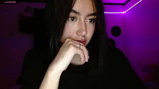 Snapshot of ludo_kitty chatting on July 22, 3:53 am ludo kitty online show from July 22, 3:53 am