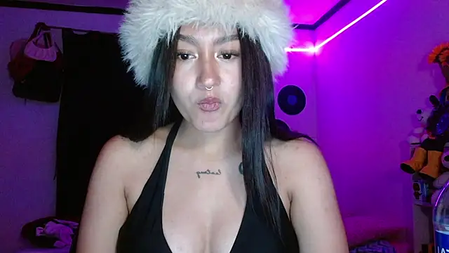 Snapshot of ludo_kitty chatting on July 25, 3:26 am ludo kitty online show from July 25, 3:26 am
